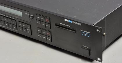 Roland-D-550 ex Paddy Kingsland